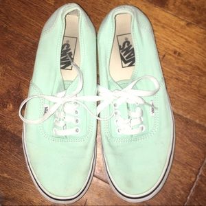 Vans Authentic Women's Sneaker
